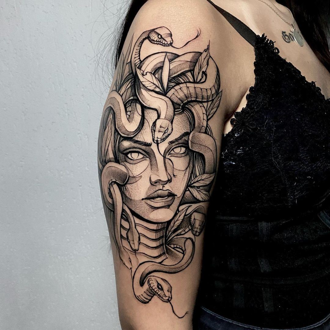 7 Best Medusa Tattoo Ideas – Favvosee